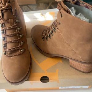 Korks boots